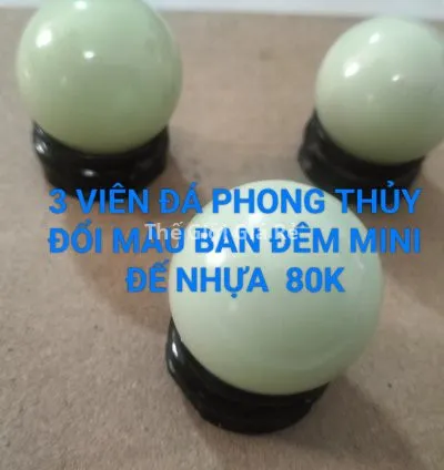 3 VIÊN ĐÁ PHONG THỦY MINI ĐẾ NHỰA DẠ QUANG